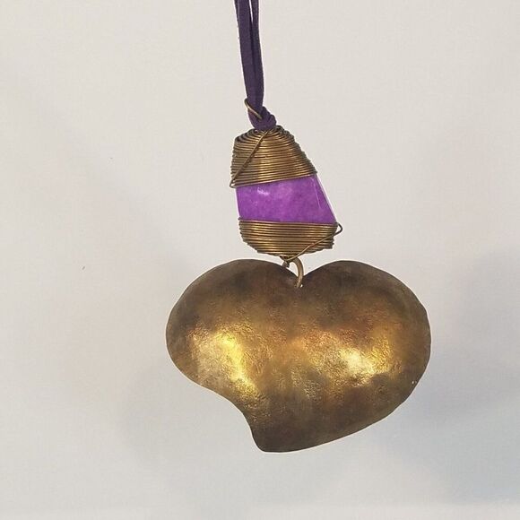 Oversized Brass Heart Wire Wrapped Purple Stone Statement Necklace Signed VTG - Picture 3 of 11